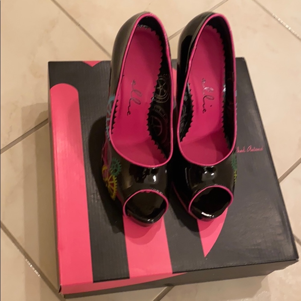 Alice in Wonderland Heels